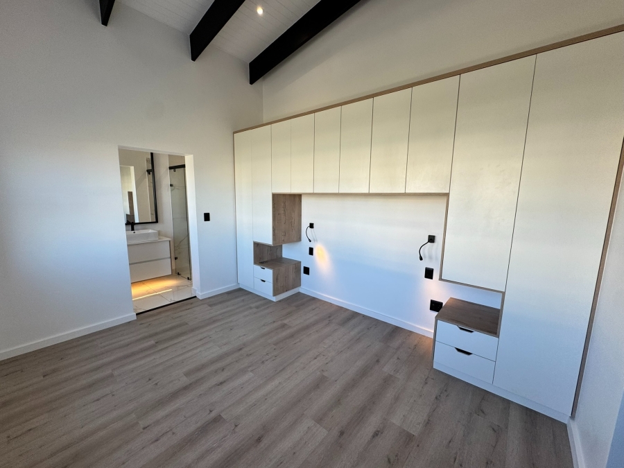 3 Bedroom Property for Sale in Sandown Western Cape